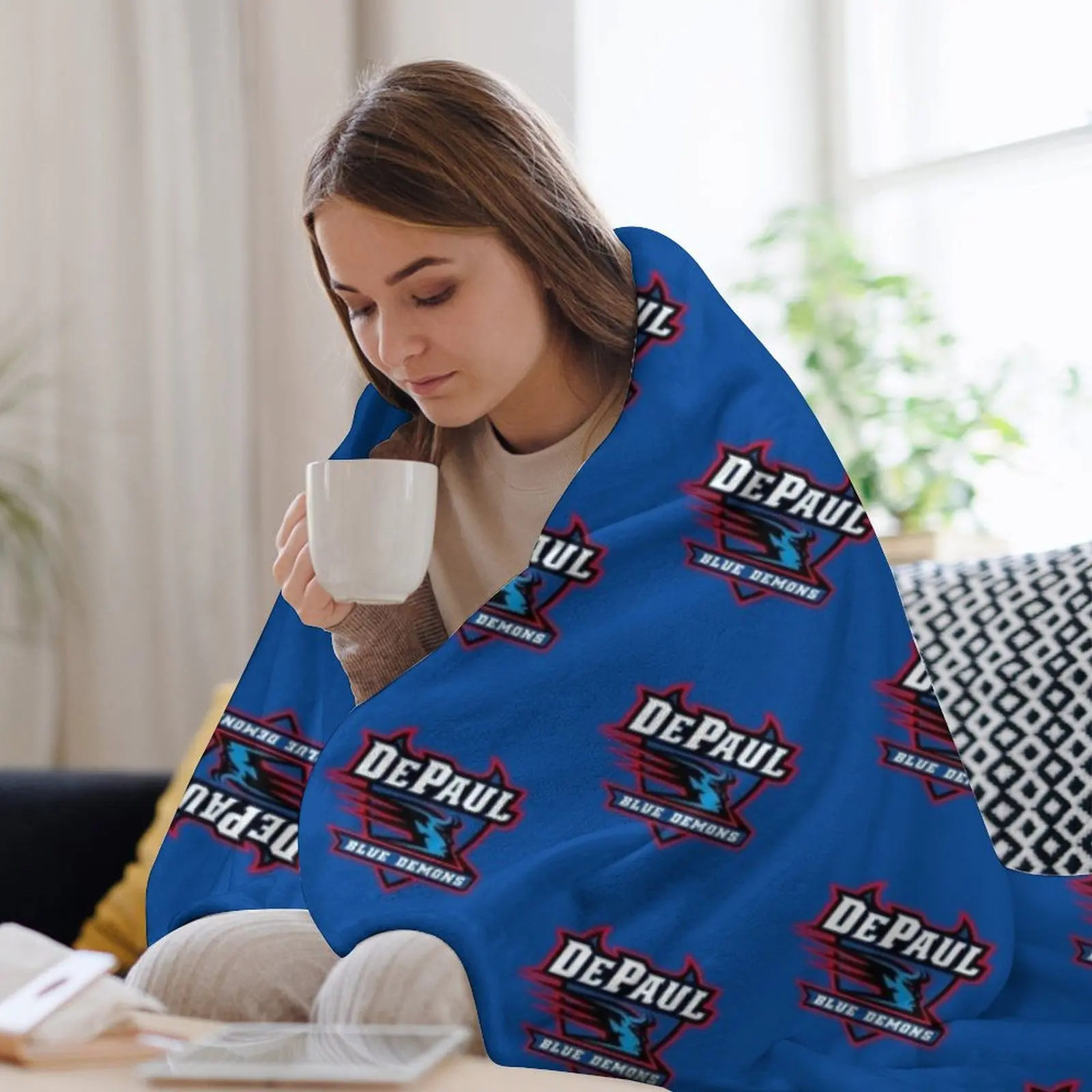 The DePaul Icon Throw Blanket  - 3D Printing Icon avaliação e preço