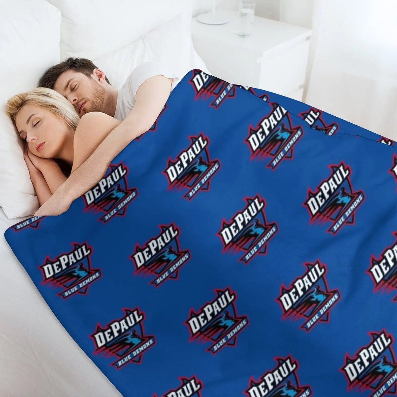 The DePaul Icon Throw Blanket  - 3D Printing Icon avaliação e preço